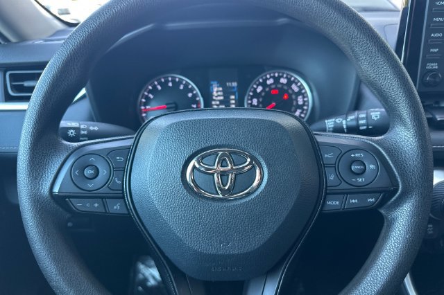 Certified 2022 Toyota RAV4 XLE AWD/4WD image 28