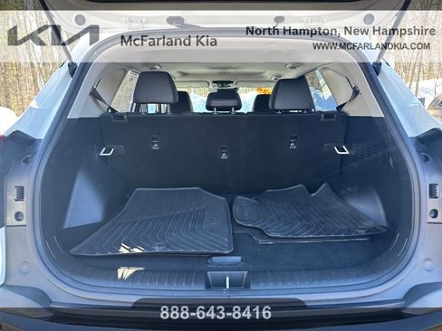 Used 2024 Kia Seltos EX image 16