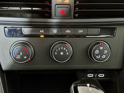 Used 2024 Volkswagen Jetta S image 15