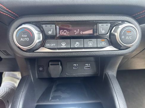 Used 2024 Nissan Versa SR FWD image 25