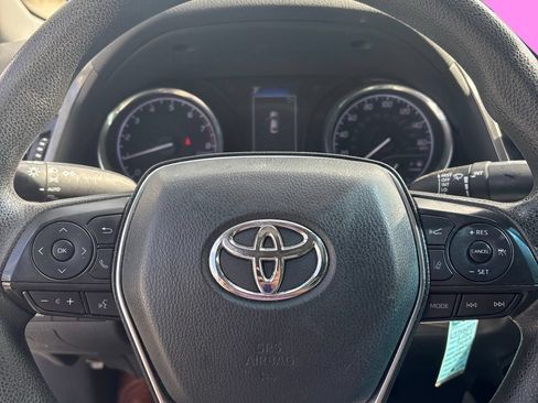 Used 2020 Toyota Camry LE w/ Carpet Mat Package FWD image 8