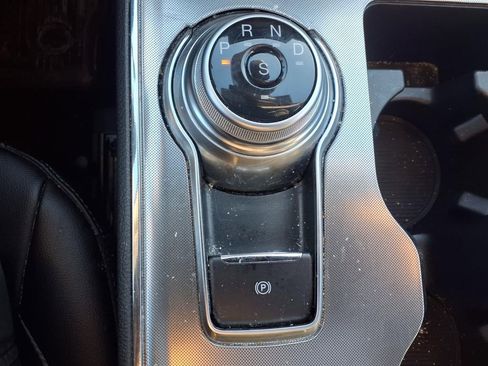 Used 2022 Ford Edge SEL w/ Convenience Package image 21