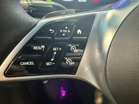 Used 2022 Mercedes-Benz C 300 4MATIC Sedan image 27