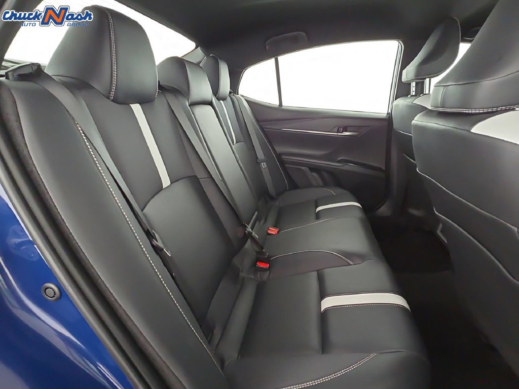 Used 2026 Toyota Camry SE FWD image 31