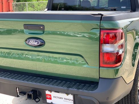 Used 2025 Ford Maverick Lariat image 34