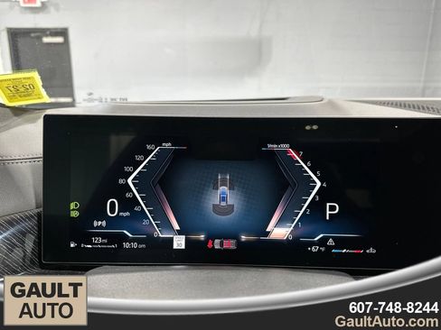 Certified 2026 BMW X5 xDrive40i w/ M Sport Package AWD/4WD image 9