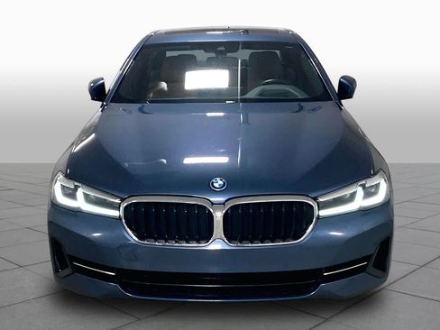 Used 2023 BMW 530e xDrive w/ Premium Package AWD/4WD image 3