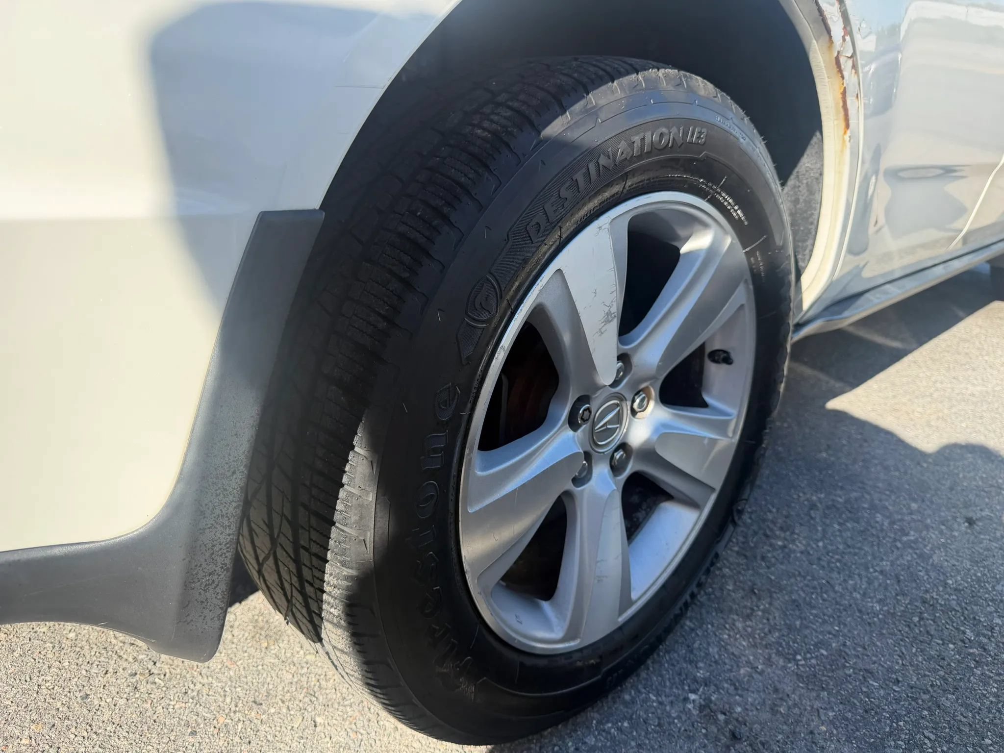 Used 2010 Acura MDX w/ Technology Package AWD/4WD image 25