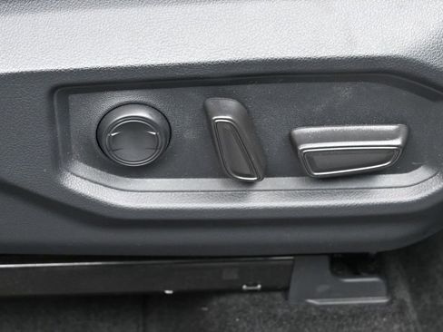 Used 2024 Toyota Tundra Limited w/ TRD Off-Road Package AWD/4WD image 33