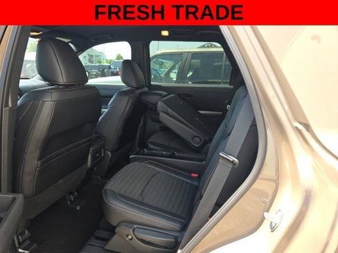 Used 2024 Nissan Pathfinder Rock Creek AWD/4WD image 11