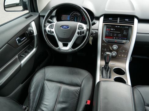 Used 2013 Ford Edge SEL FWD image 9