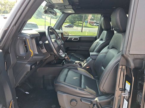 Used 2024 Ford Bronco Badlands AWD/4WD image 13