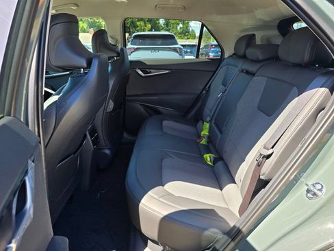 New 2026 Kia Niro Wind FWD image 14