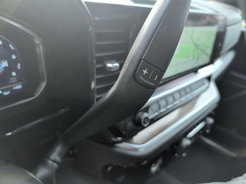 Used 2023 Chevrolet Silverado 1500 LT AWD/4WD image 22
