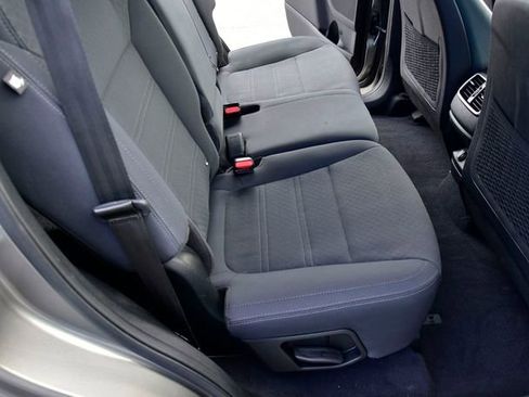 Certified 2018 Kia Sorento LX w/ LX V6 Convenience Package image 12