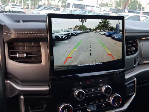 Used 2024 Ford Expedition Max XLT RWD image 23