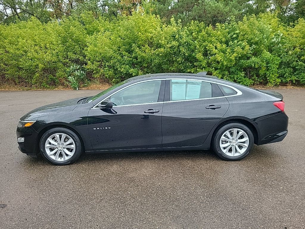 Used 2023 Chevrolet Malibu LT FWD image 17