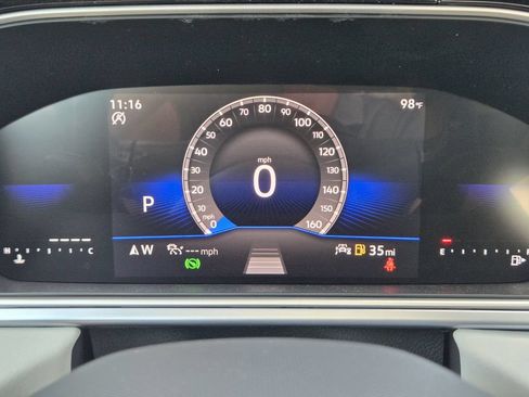 New 2026 Volkswagen Taos SE FWD image 14