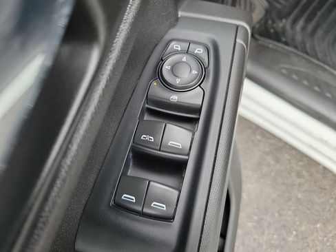 Certified 2022 Chevrolet Silverado 1500 Custom RWD image 22
