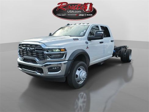 New 2026 RAM 5500 Tradesman w/ Chrome Appearance Group image 5
