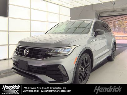Used 2022 Volkswagen Tiguan SE R-Line