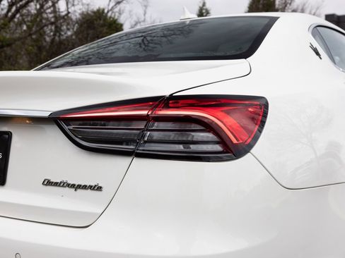 Used 2022 Maserati Quattroporte Modena image 49