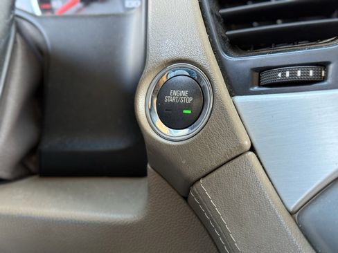 Used 2015 GMC Yukon SLT w/ Open Road Package image 37