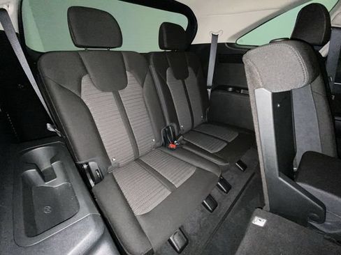 Used 2025 Kia Sorento LX FWD image 23