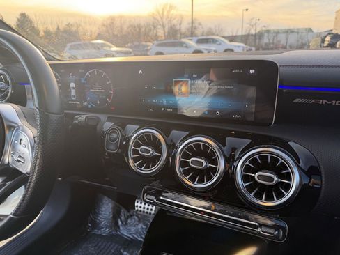 Used 2020 Mercedes-Benz CLA 35 AMG 4MATIC image 25