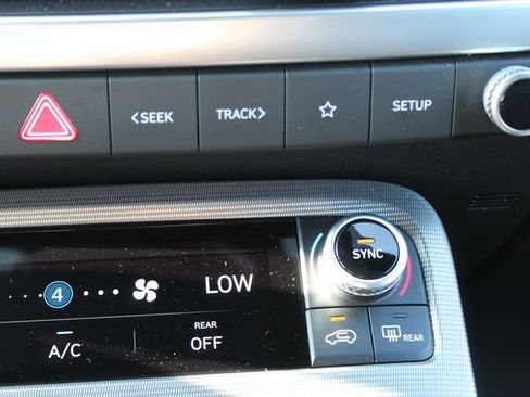 Used 2024 Hyundai Palisade Calligraphy AWD/4WD image 22