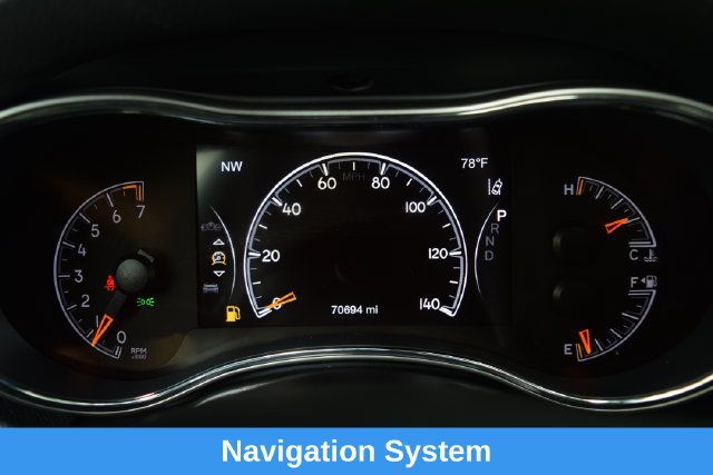 Used 2020 Jeep Grand Cherokee Limited AWD/4WD image 3