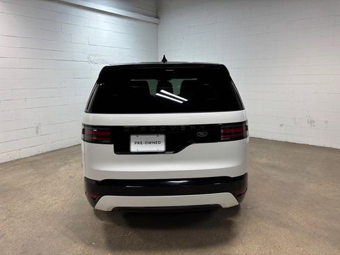 Used 2023 Land Rover Discovery S R-Dynamic image 8