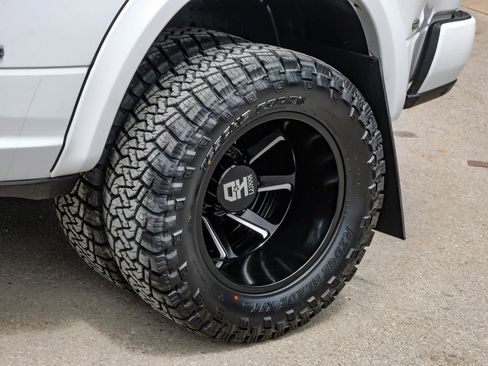 Used 2024 RAM 3500 Tradesman w/ Chrome Appearance Group image 64