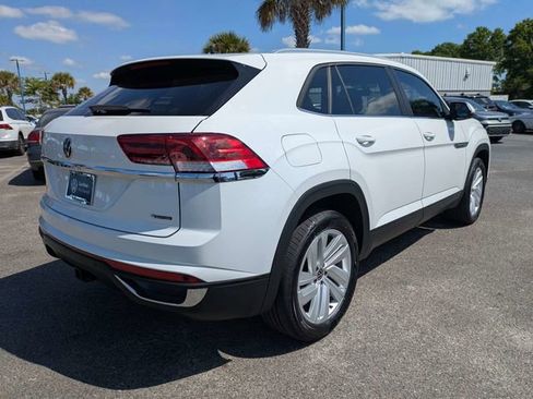 Used 2023 Volkswagen Atlas Cross Sport SE w/ Panoramic Sunroof Package AWD/4WD image 3
