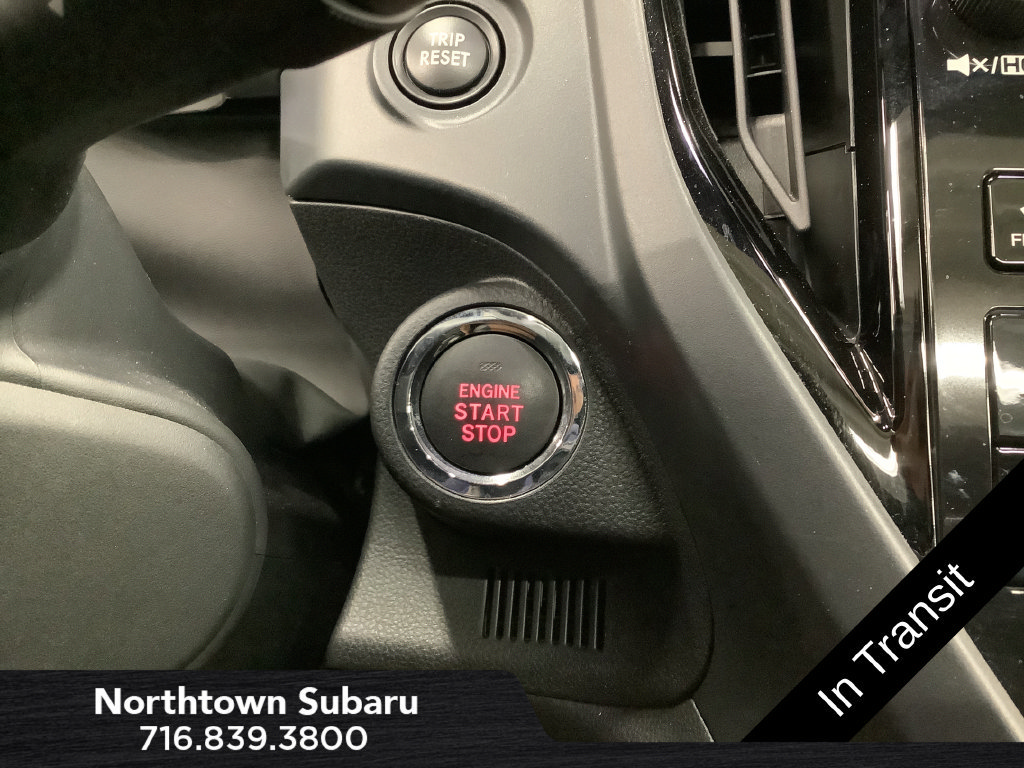 Used 2025 Subaru Forester Touring AWD/4WD image 21