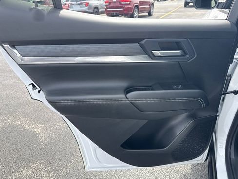 New 2026 GMC Terrain Elevation w/ Elevation Premium Package AWD/4WD image 34