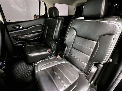 Used 2022 GMC Acadia Denali w/ Denali Ultimate Package FWD image 32