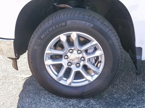 New 2026 Chevrolet Silverado 1500 LT image 5