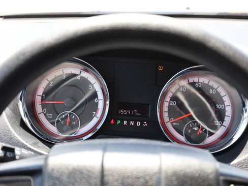 Used 2014 Dodge Grand Caravan SXT FWD image 20