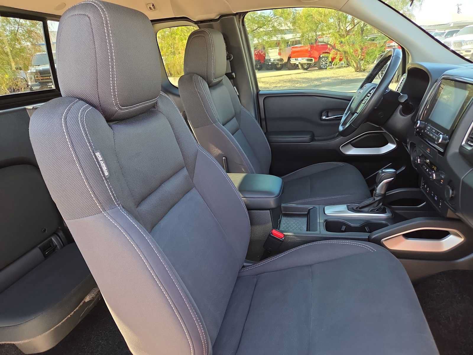 Used 2022 Nissan Frontier SV RWD image 18