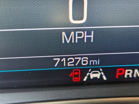 Used 2023 Chevrolet Equinox LT w/ Driver Convenience Package AWD/4WD image 32