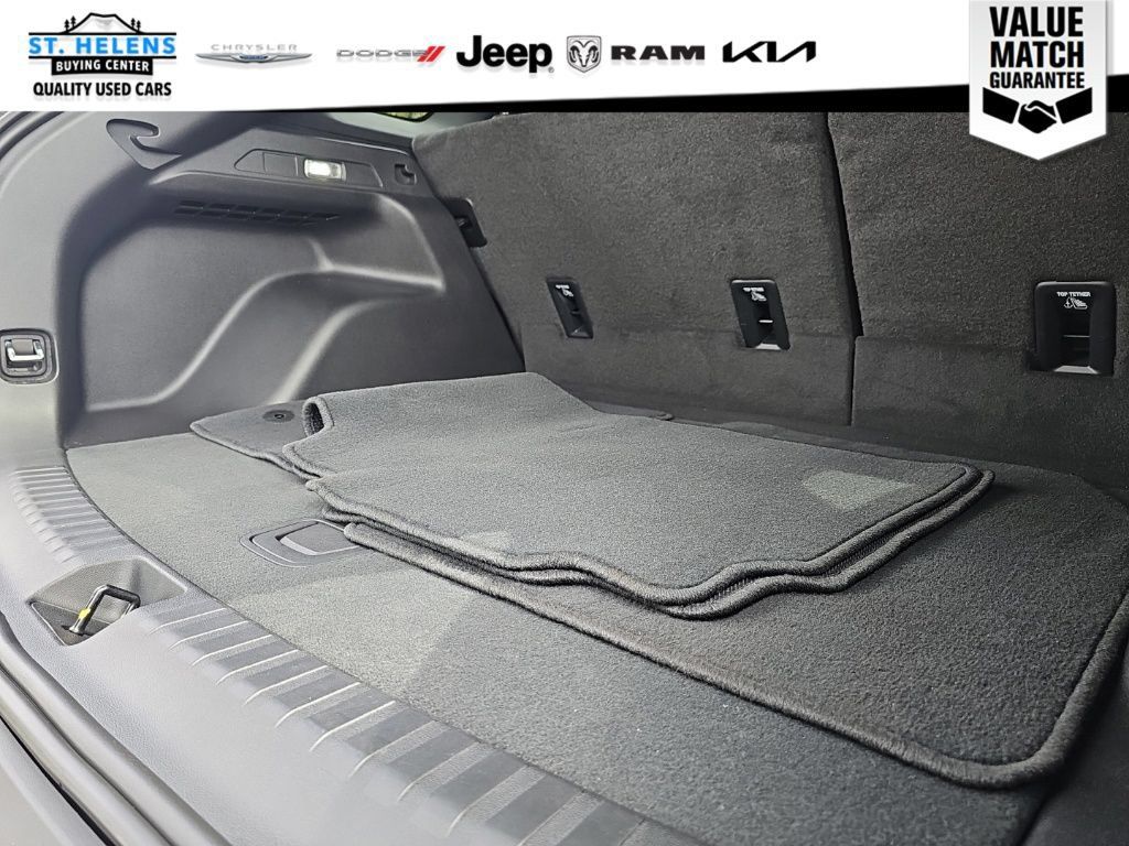 Used 2024 Chevrolet Blazer EV LT AWD/4WD image 37