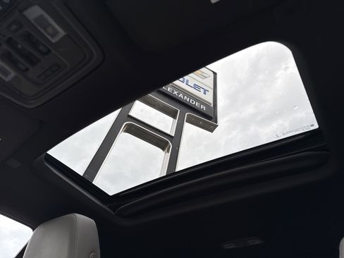 Used 2022 GMC Sierra 1500 SLT w/ SLT Premium Plus Package image 26