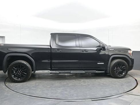 Used 2020 GMC Sierra 1500 Elevation w/ Elevation Value Package AWD/4WD image 15