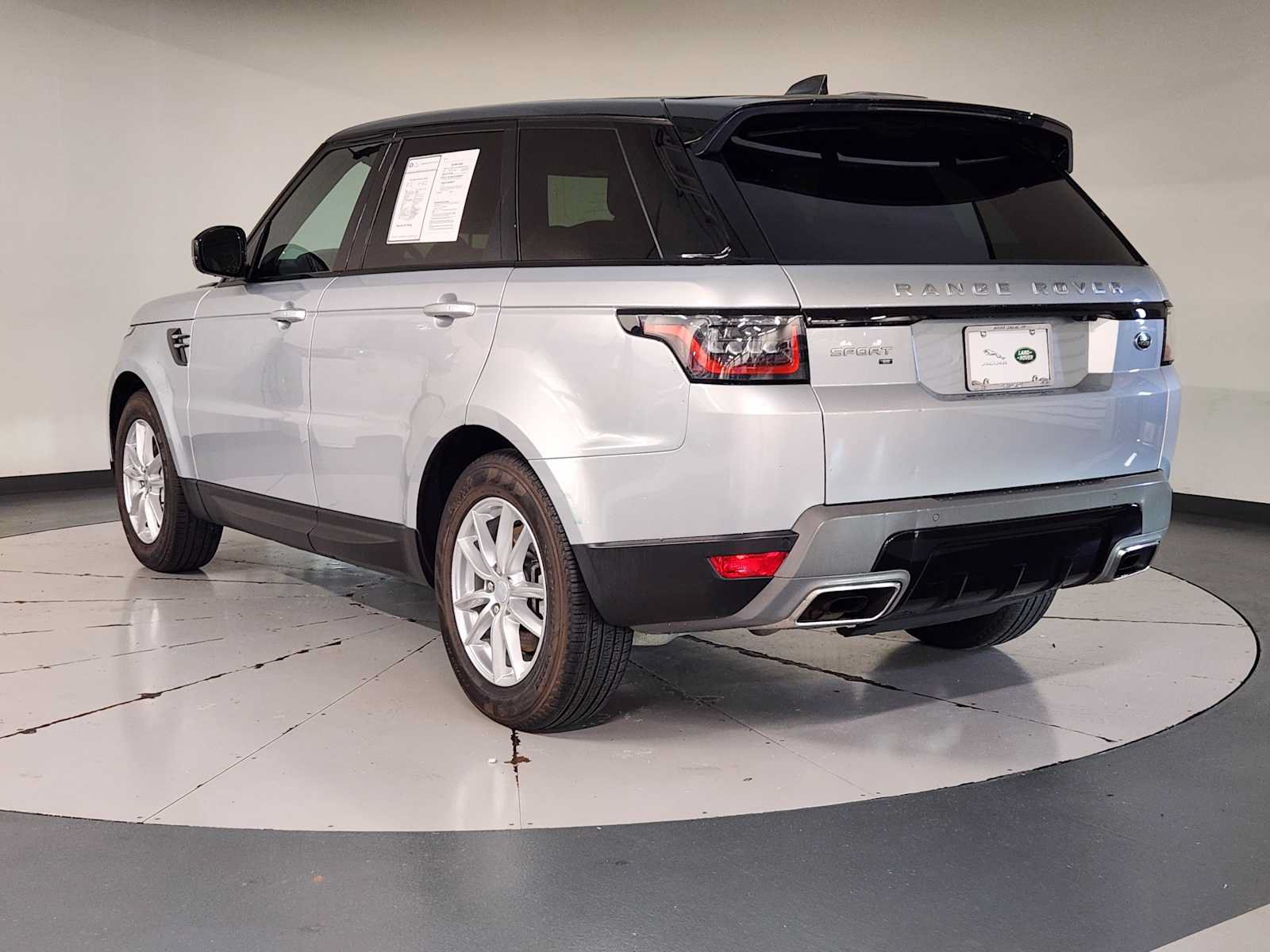 Used 2022 Land Rover Range Rover Sport SE AWD/4WD image 5