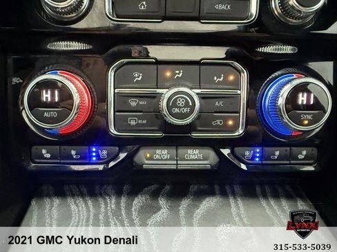 Used 2021 GMC Yukon Denali w/ Denali Premium Package image 16