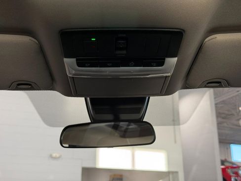 Used 2024 Nissan Altima 2.5 SR w/ SR Premium Package image 16