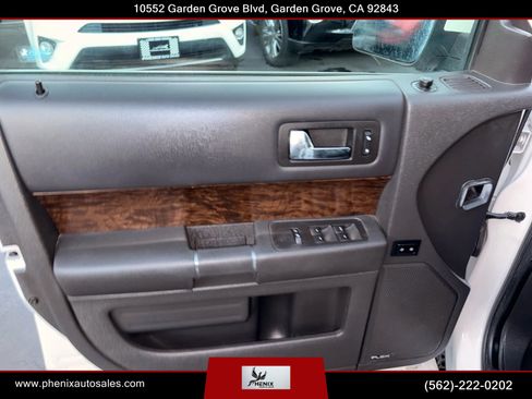 Used 2014 Ford Flex Limited image 12