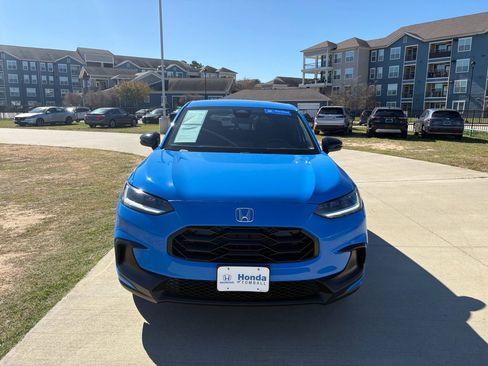 Certified 2026 Honda HR-V Sport image 3