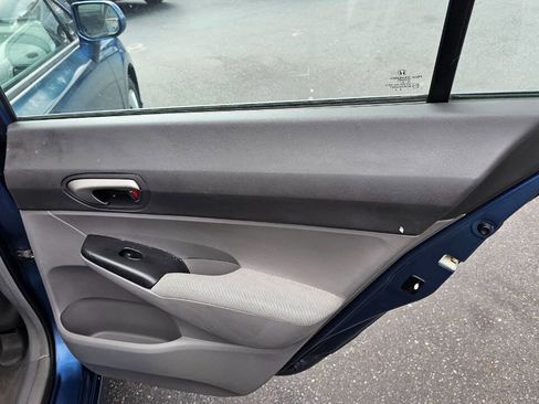 Used 2010 Honda Civic LX image 22